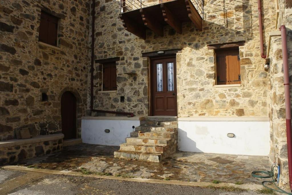 Вилла Alegria Stone House Амигдалокефалион Экстерьер фото